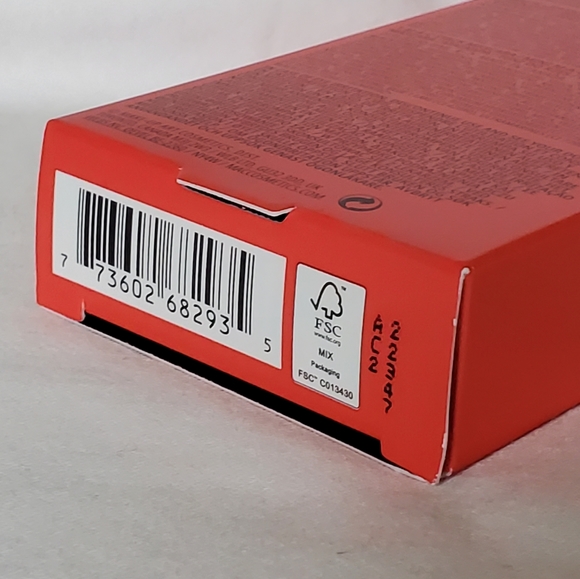 NIB MAC Lashes to Lips Kit Red - Picture 5 of 8